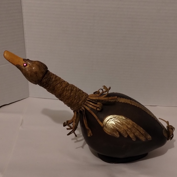 Vintage Leather Goose Decanter - Picture 9 of 11